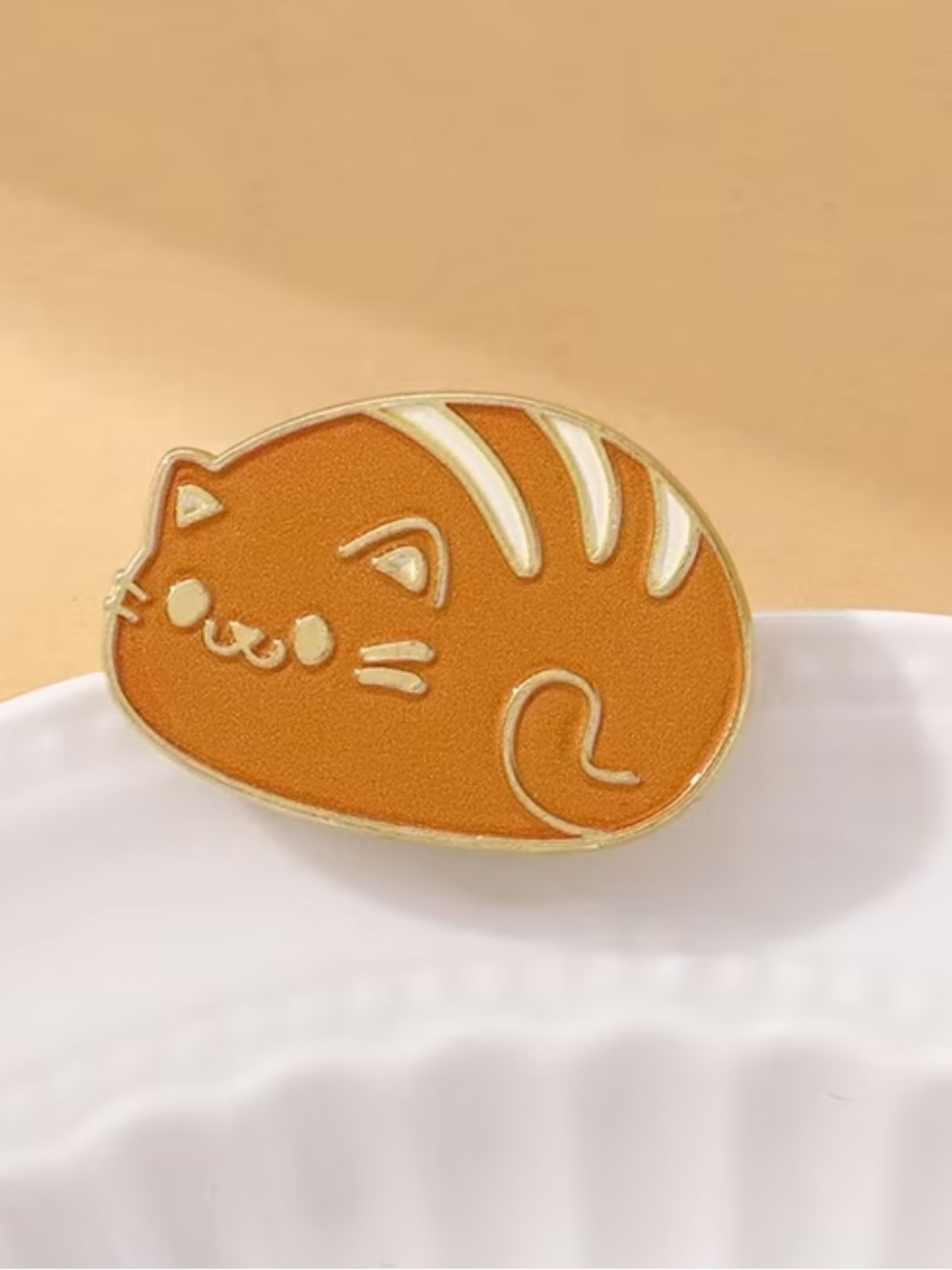 Orange Cat Enamel Pin - Cute Cat Brooch for Cat Lovers